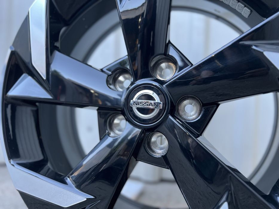 Nowe oryginalne felgi Nissan 17 cali Juke Qashqai X-Trai Almera Pulsar