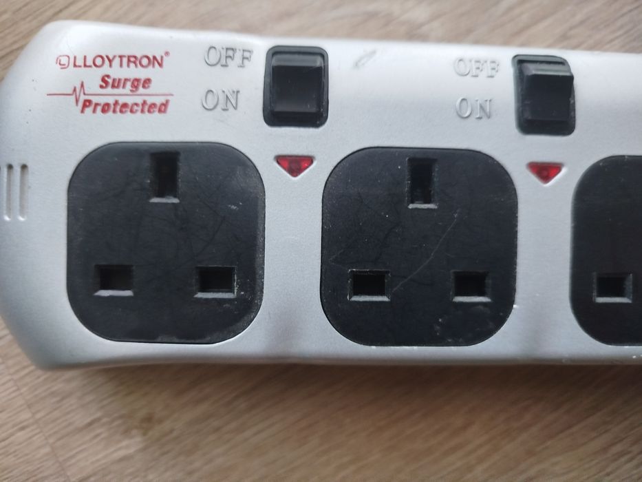 Listwa zasilająca, z bezpiecznikiem, 13A, 230 V, 6 wtykowa Typ G, bryt