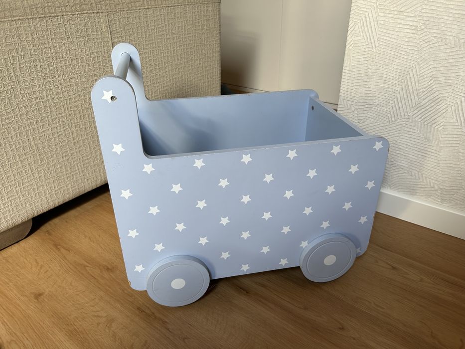 . Carrinhos de Arrumação de Brinquedos em Madeira