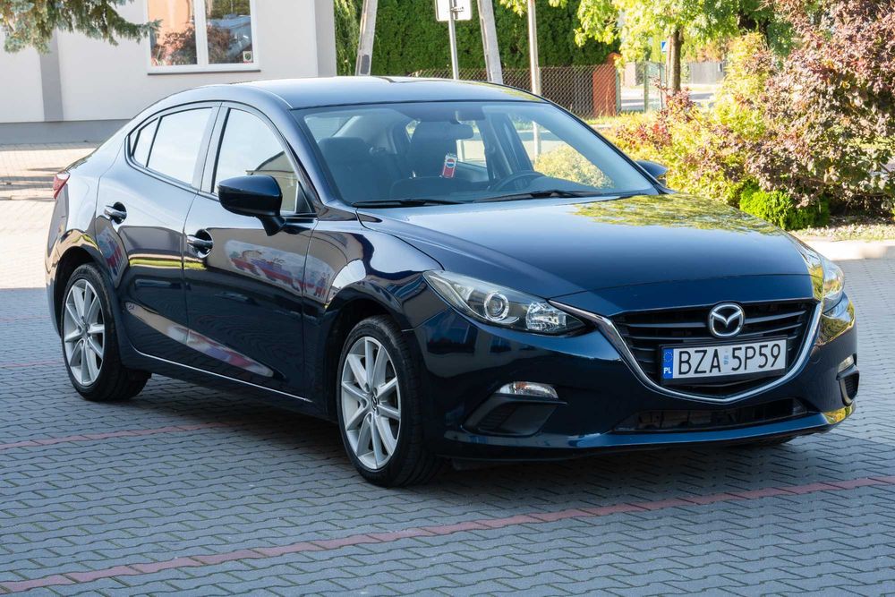 Mazda 3 Sedan, Super stan, Niski przebieg, 2.0 Benzyna 165 KM 2016r