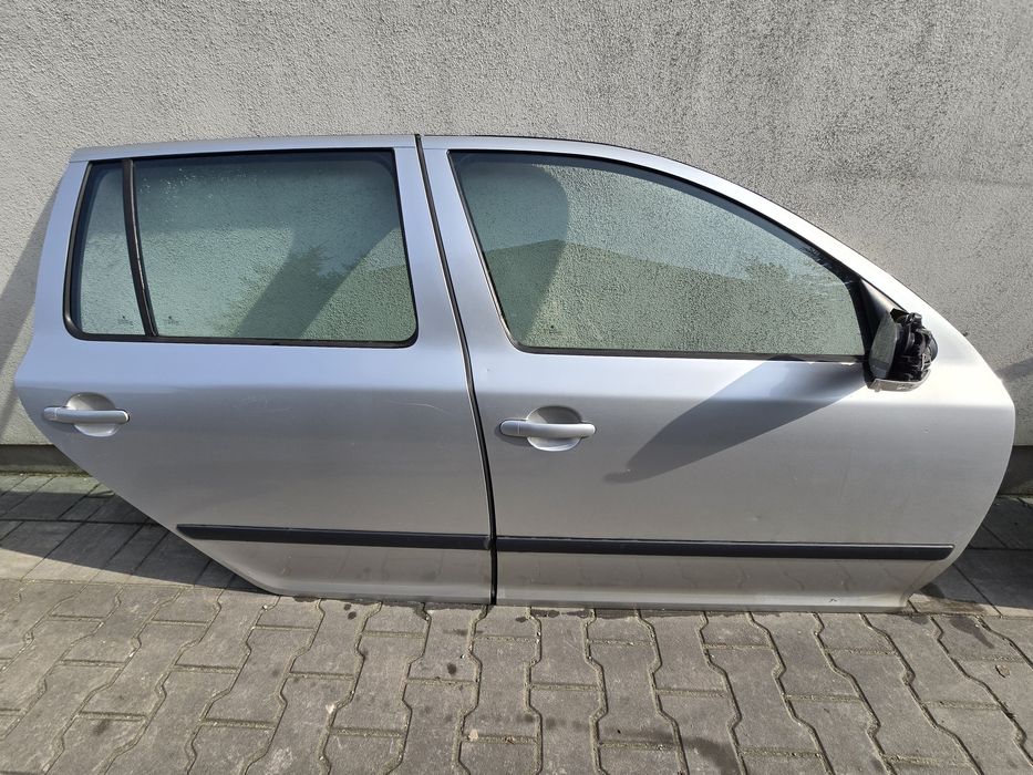 Drzwi Octavia 2 ll 2.0 Fsi Maska Klapa Zderzak Błotnik Lampa 9102