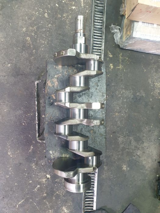 Колінвал Коленвал 2.5 did 4d56U 16кл Mitsubishi Pajero L200