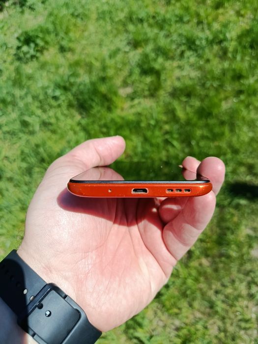 Продам Redmi 9c 3/64 Gb в гарному стані