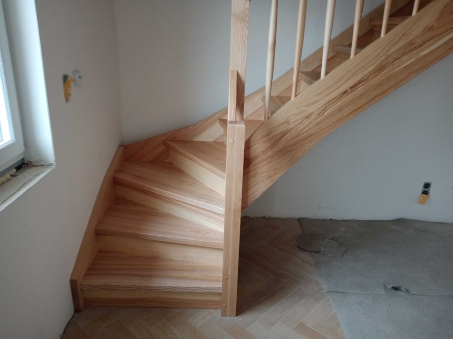 Schody wolnostojące Jesionowe