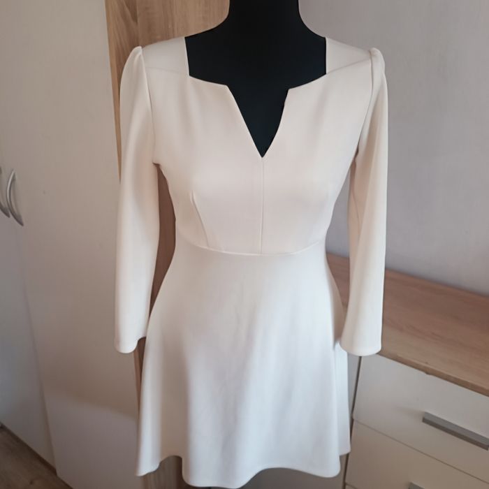 Sukienka damska rękaw 3/4