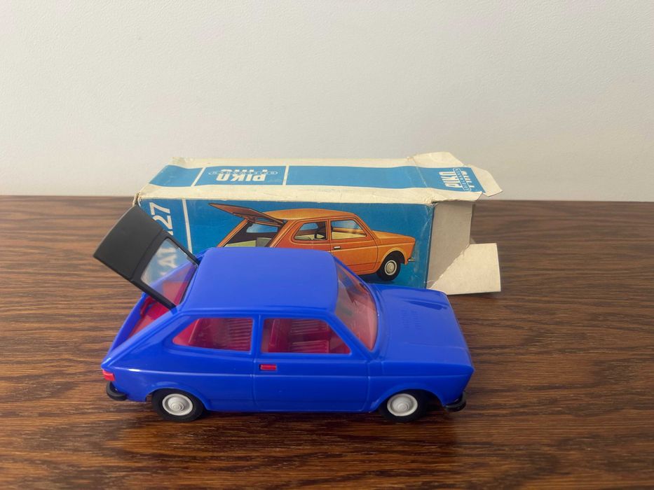 Pilen Seat 127 - Miniature 1/43 - Modèle De Collection (sans Marque Concurrente)
