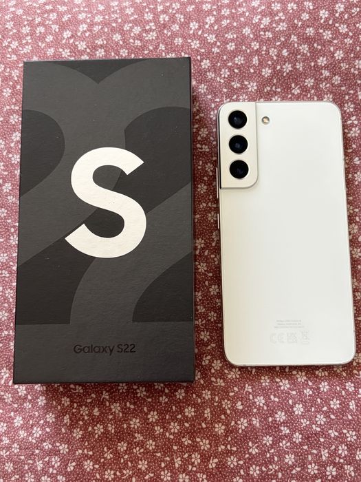 Samsung Galaxy S22 256gb Biały stan A+
