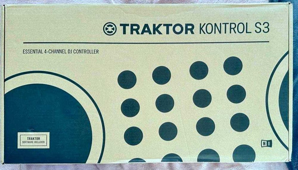 Urgent Sale: DJ Controller TRAKTOR KONTROL S3