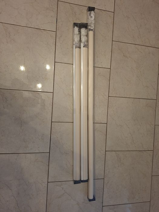 Rolety kremowe nowe.