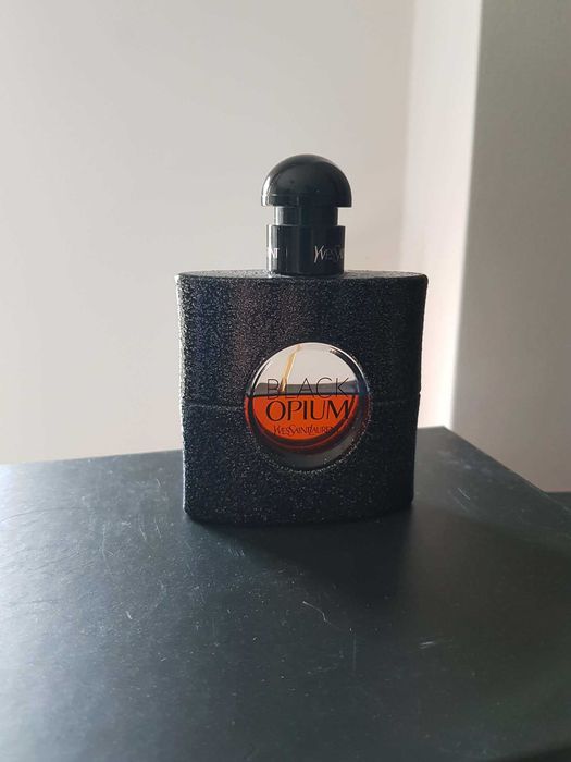 Perfumy Black Opium YSL
