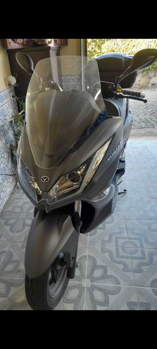 Scooter Vortex cruiser
