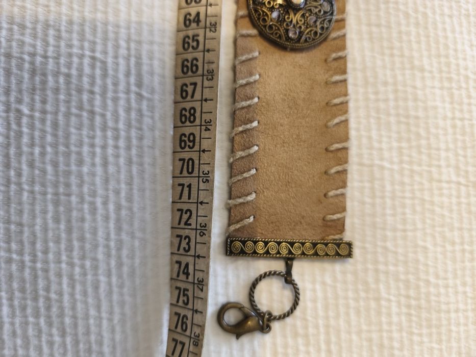 Cinto de camurça, novo