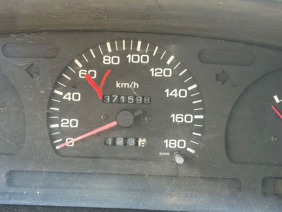 NISSAN Pickup D21 2.5 Diesel/Gasoleo 1994 2x4 Inspeção válida até 03.2027