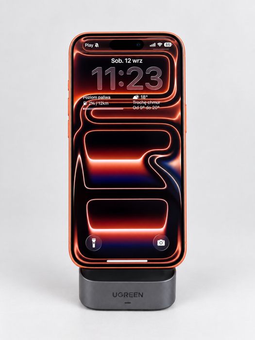 iPhone 17 Pro 256 GB Kosmiczny Pomarańcz – stan idealny + Apple TechWoven MagSafe