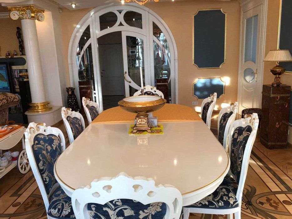 Продам розкішну вишукану 3х  кімнатну квартиру  біля парка Наталка