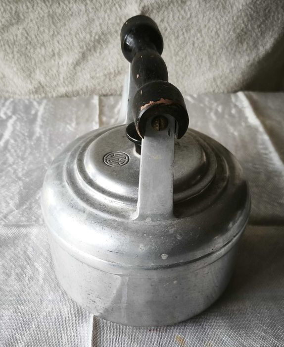 Chaleira antiga em alumínio fundido - Alba nº2