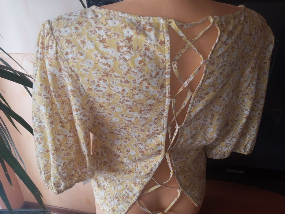 Bluzka r. XL (86)