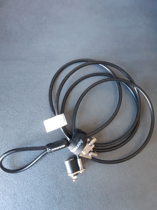 Lenovo zabezpieczenie laptopa, linka 2 kluczyki