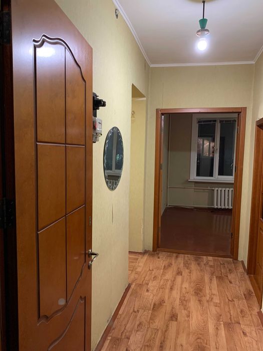 Світла 3-кімн сталінка 73 м², 3 поверх, центр 9 кв. ЮГОК, без ріелтора