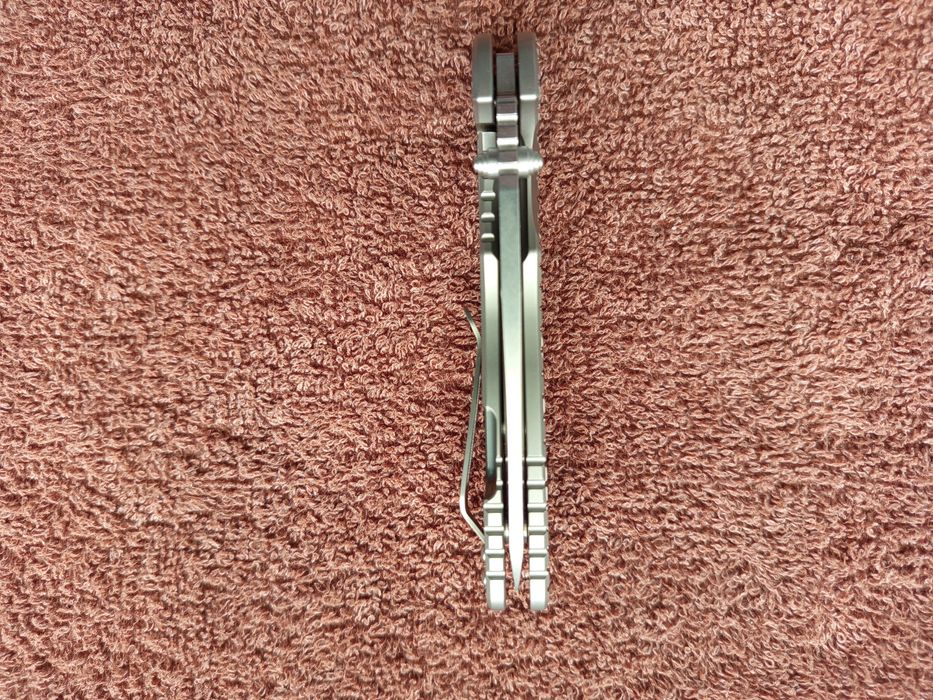 Брелок компактний EDC Hinderer xm-18 Ti