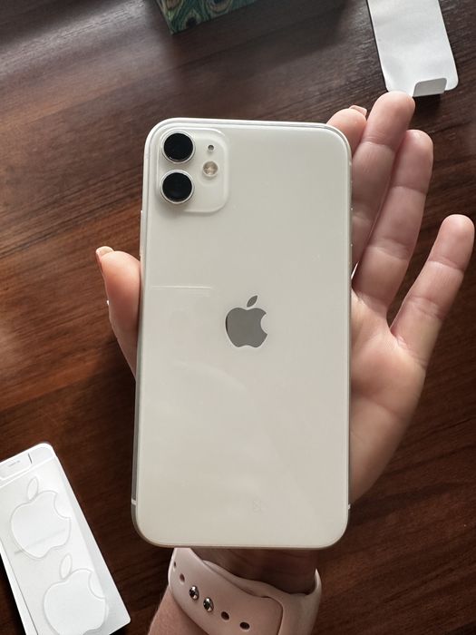 iPhone 11 - używany - stan idealny - bateria 80%