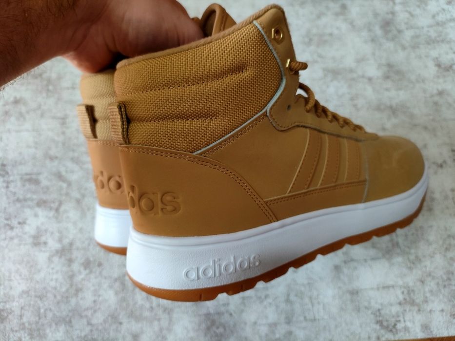 Кросівки Adidas Frozetic оригінал адидас высокие ботинки РОЗПРОДАЖ!