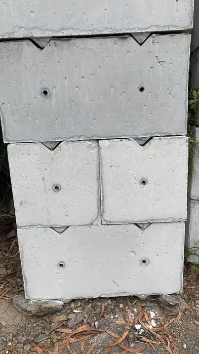 Blocos de betão tipo lego