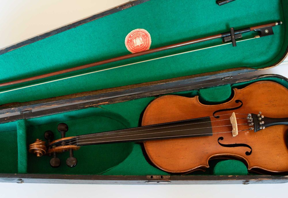 Sprzedam skrzypce 4/4 z 1900 roku