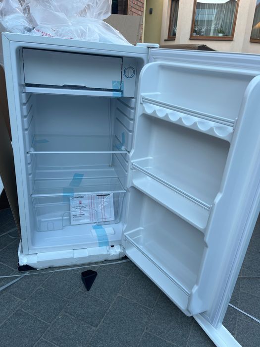 Sprzedam nowe lodówki firmy FOHERE  lodówki 90 litów i 46 litrów