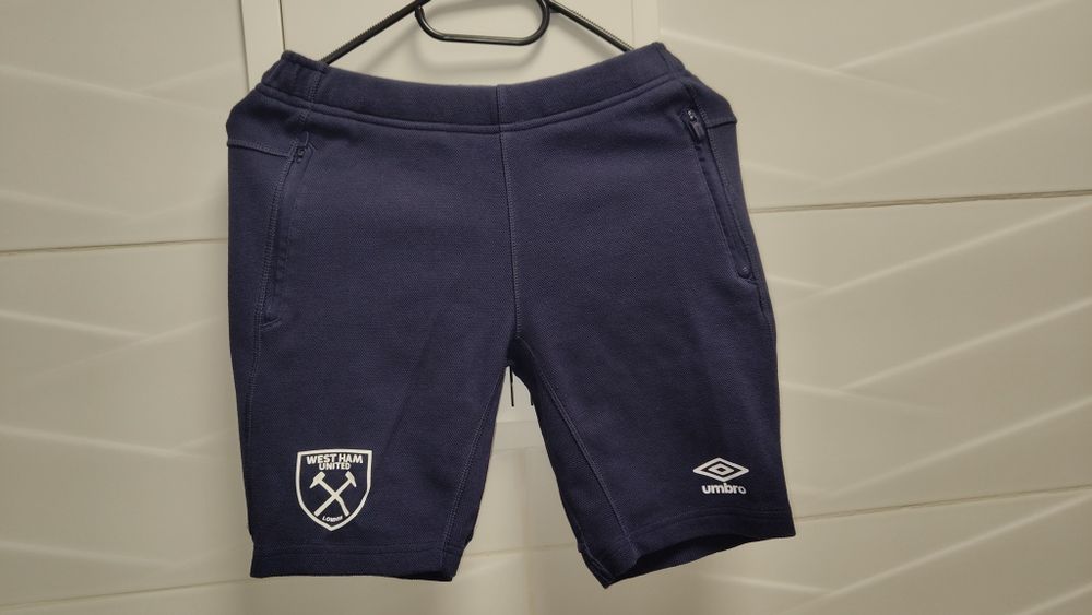 Spodenki Umbro West Ham r. 146 cm 11 lat  granatowe