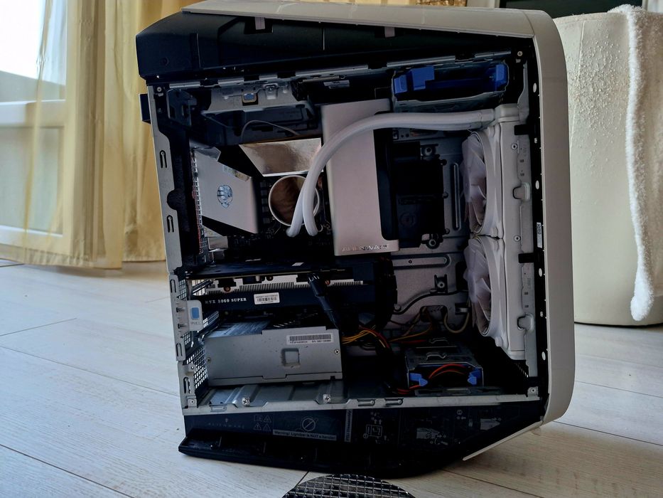 Інопланетна машина Alienware Aurora 13Pro Core i3 14100F 16GB DDR5 SSD 256Gb RTX 3060