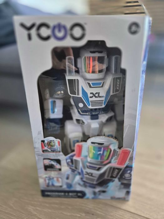 Zabawka Robot interaktywny zdalnie sterowany.
