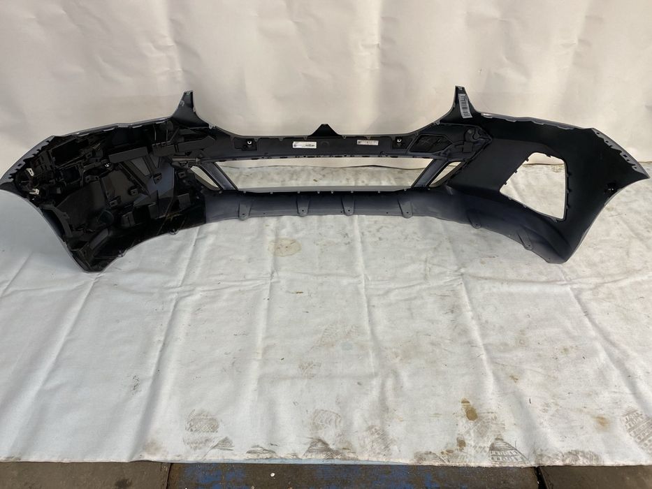 Передній бампер BMW 5 G60