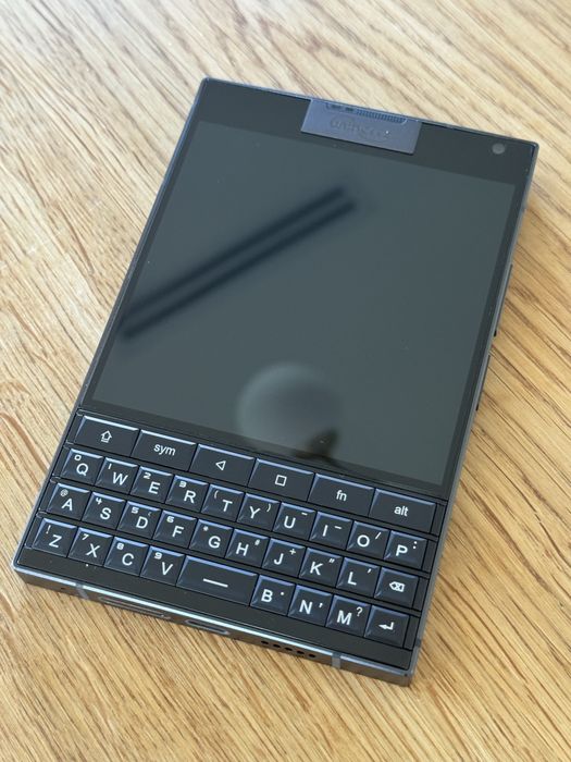 Titan 2 Unihertz - praktycznie nowy nieuzywany