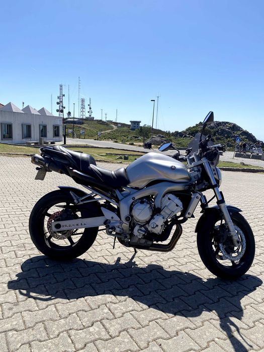 Yamaha FZ6 - 2004