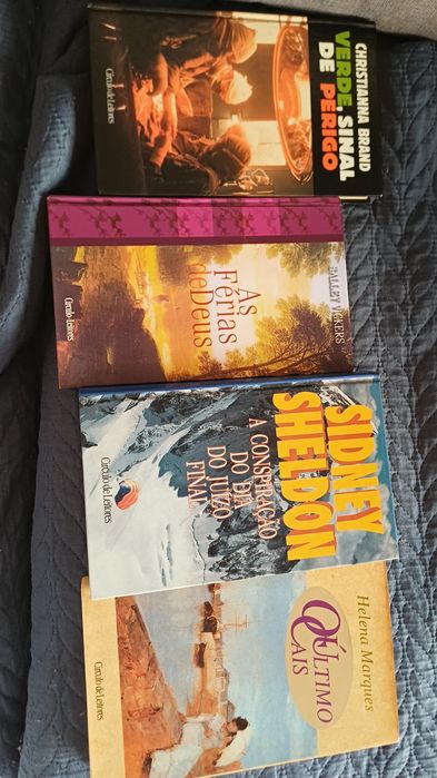 Livros em estado razoável