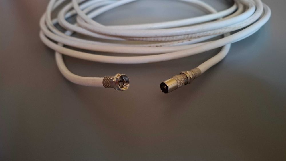 Коаксіальний кабель RG6U, 6.8м
