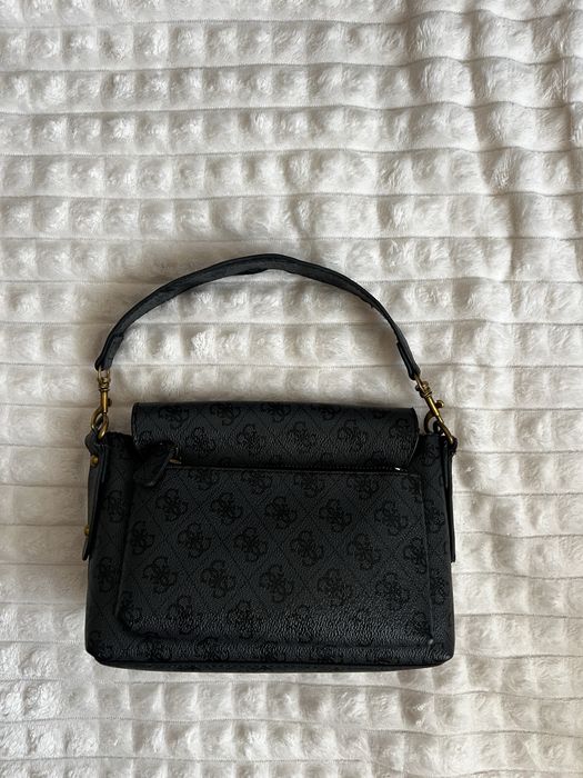 Сумка через плече GUESS