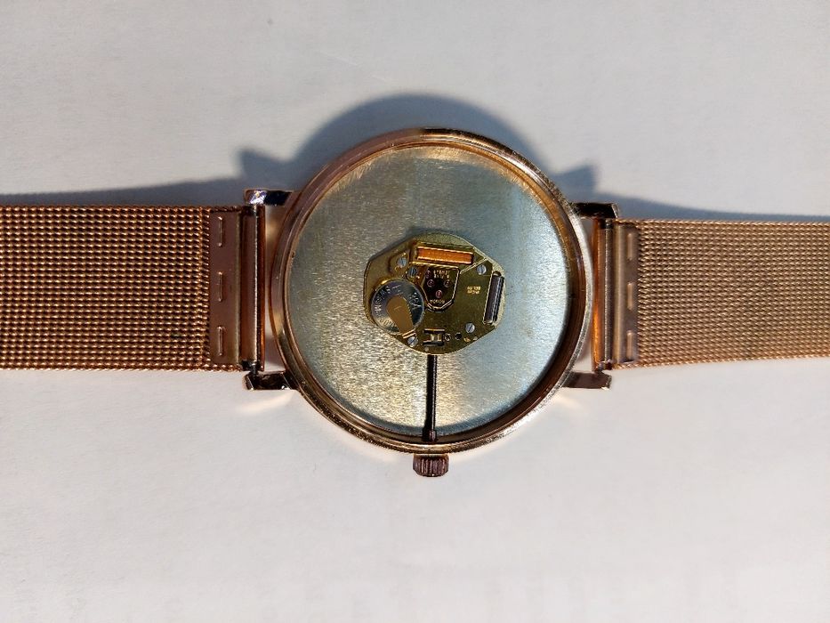 Жіночий годинник марки VRENELY збірка на фабриці в м. Женева, Швейцарі