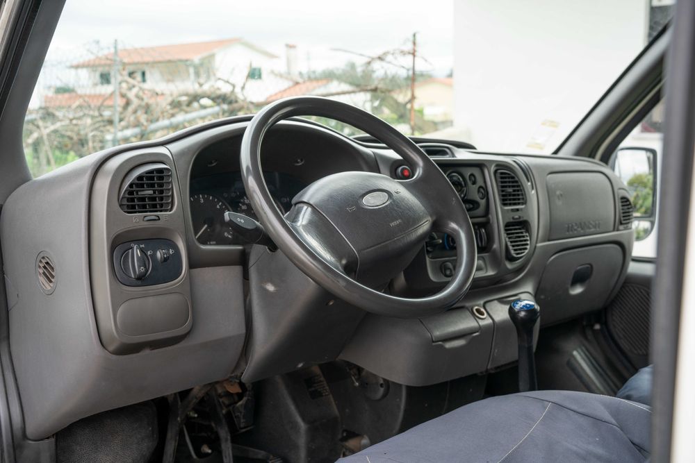 CARRINHA 9 lugares FORD TRANSIT 2002 c/Bola de Reboque