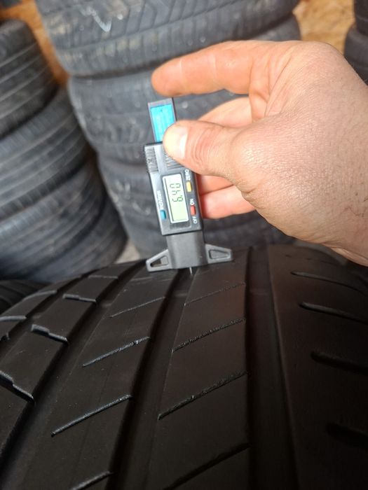 Шини літні Bridgestone, різноширокі 275 45 - 305 40 20.