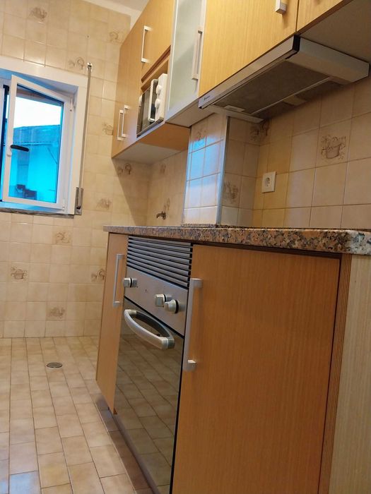 Apartamento T2 perto da universidade para arrendar