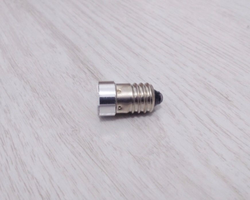 Nowa żarówka LED do Latarki BMW Latarka E46 E60 E90 E39 X5 X3 E38 E53