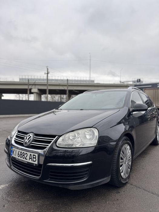 Продаю власний автомобіль в чудовому технічному стані, з хорошим живим мотором
В комплектації: круїз, 6-ти ступенева КПП, 2-х зонний клімат контроль, кондиціонер та холодильник в бардачку, панорама, всі склопідйомники, LED-лампочки, підігрів дзеркал

Перший власник в Україні !

Гума зимова, в хорошому стані

ПЕРЕКУПИ НЕ ТУРБУВАТИ!