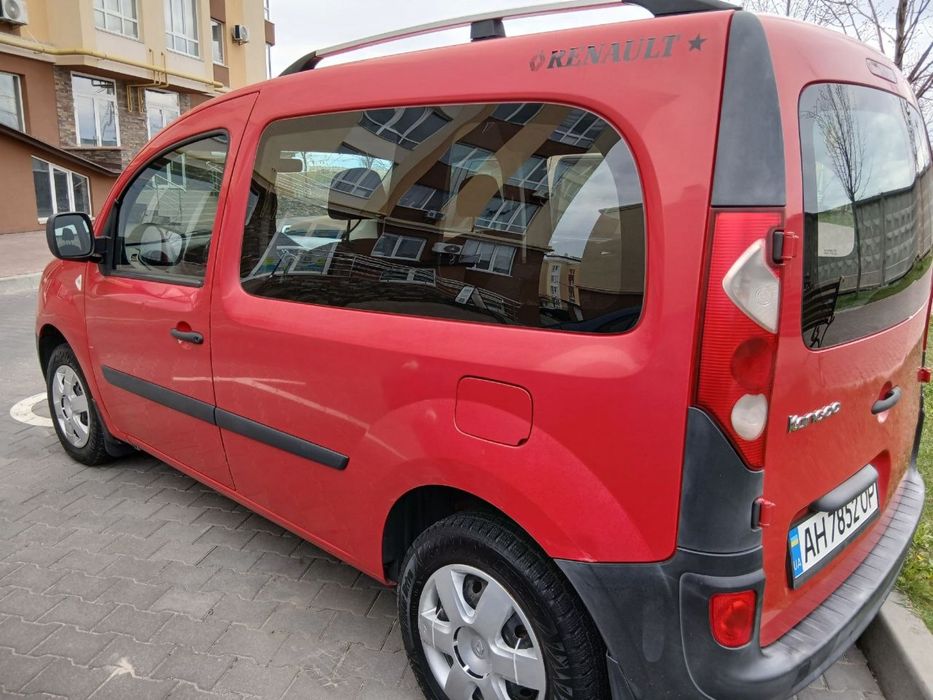 Продам Renault Kangoo 2009