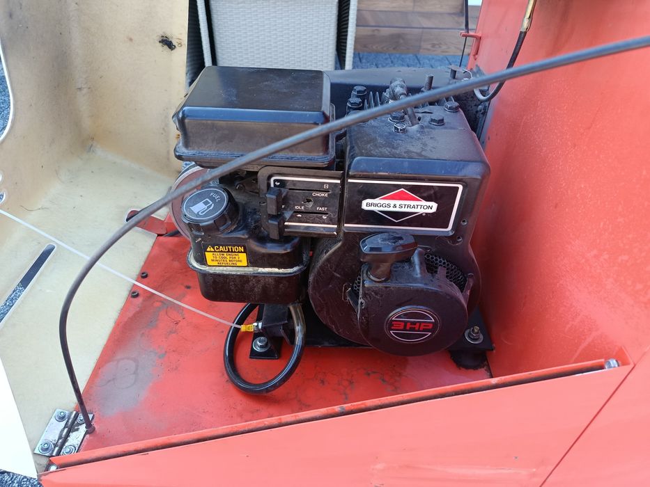 Zamiatarka spalinowa*PULIMAT*Silnik Briggs&stratton *3hp