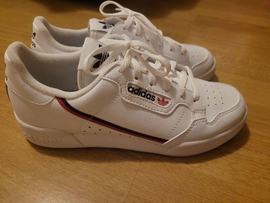 Buty adidas białe rozmiar 36 2/3 na komunie