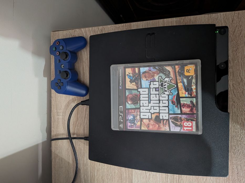 PS3 Slim 300GB + Jogo GTA V