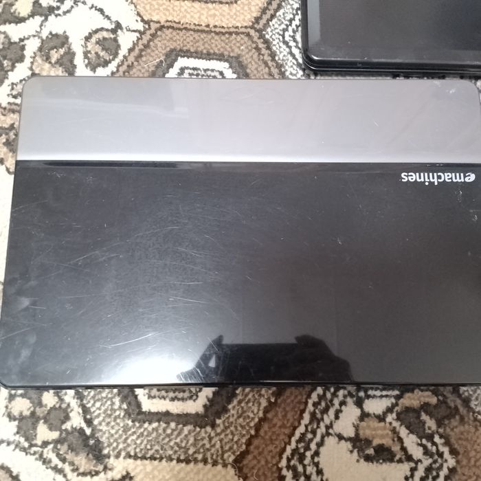 Ноодбуки emachines (2 шт)