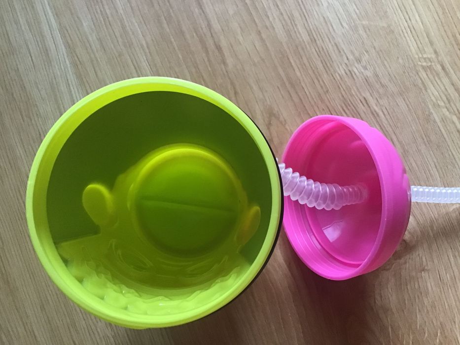 Kubek z zakręcanym wieczkiem, kolorowy , poj 400 ml